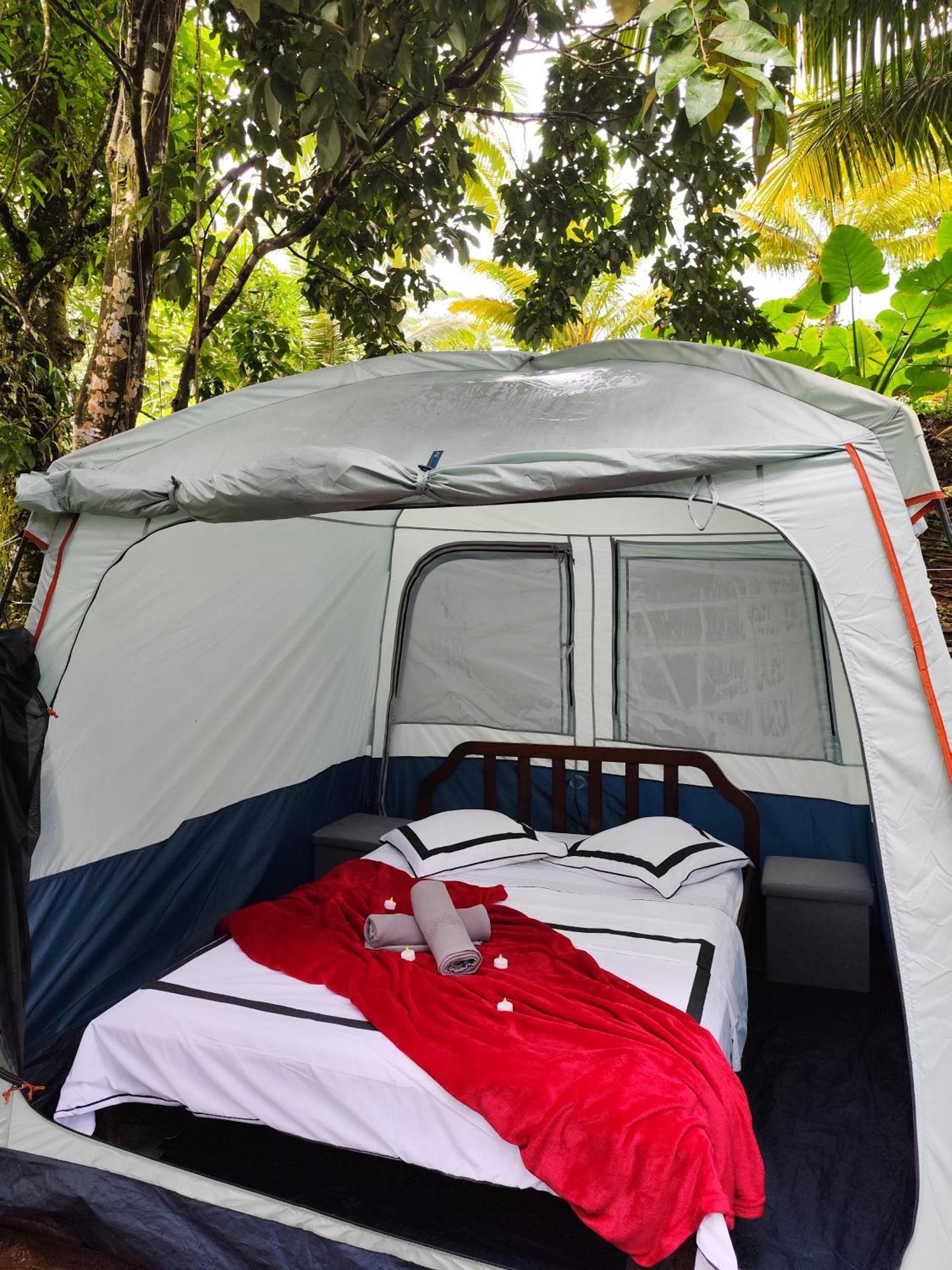 Camping A La Ferme Gros-Morne Ngoại thất bức ảnh
